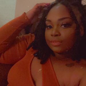 Meet your Posher, Shakema